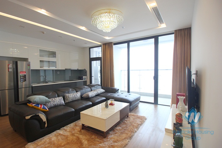 Luxury four bedrooms apartment for rent in Vinhome Metropolis, Ba Dinh district, Ha Noi.